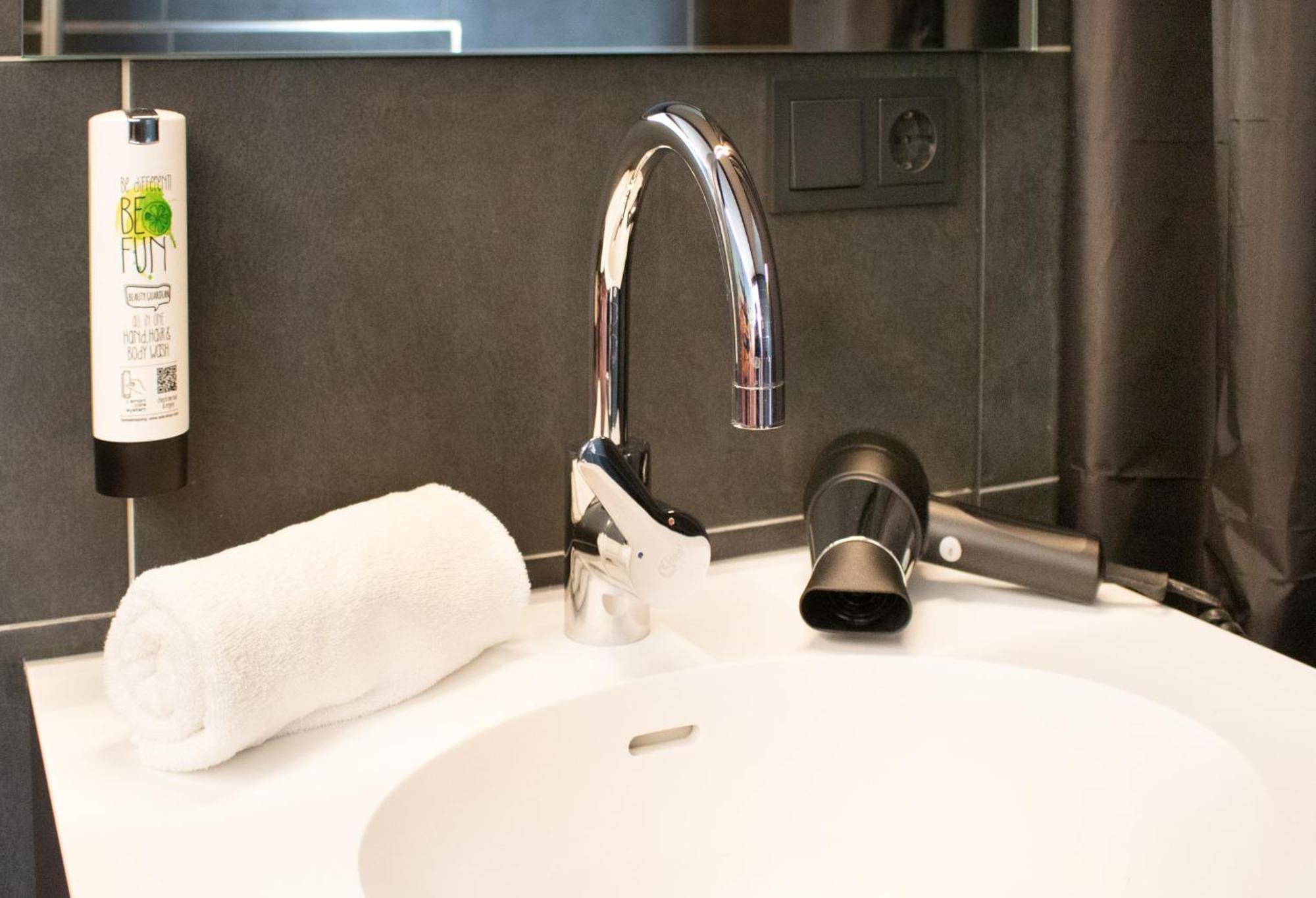 Ndh Hotel By Wmm Hotels Nordhausen Buitenkant foto